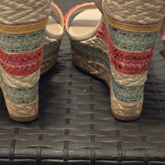 Woven Sandal - Picture 7 of 8